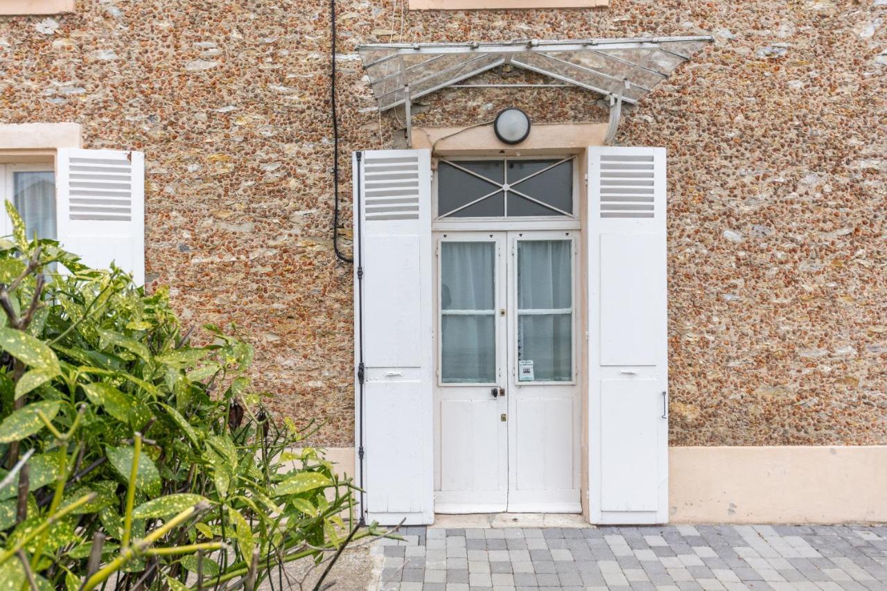 Paris A La Campagne-Parking Gratuit-Proche Versailles La Queue-les-Yvelines Dış mekan fotoğraf